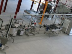 SARTECH тэхналагічныя лініі па вытворчасці аэразоляў мантажнай пены сістэмы газирования вытворца ў Польшчы